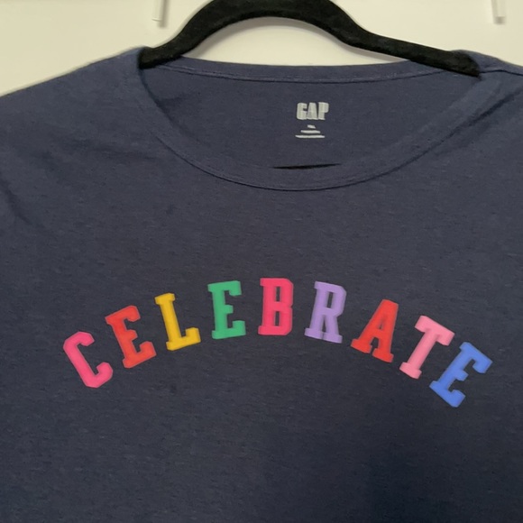 Gap long sleeve CELEBRATE T-shirt xlg - Picture 2 of 4